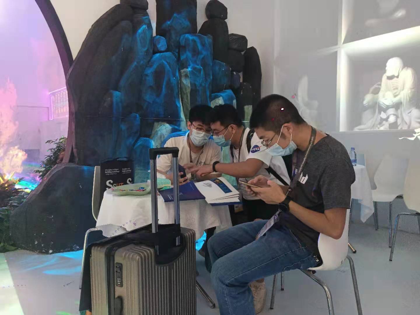 2021第26屆廣州國際照明展覽會（光亞展）雷色印象空間震撼展出！(圖11)